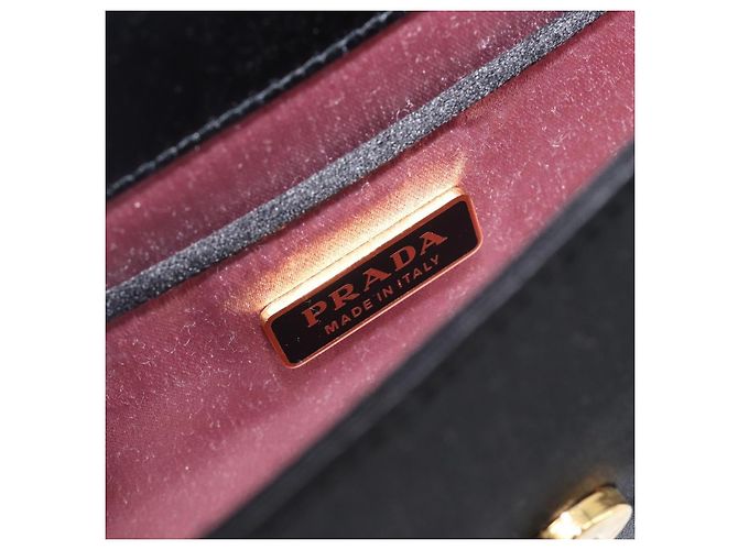 PRADA Hand Bag Satin Black Gold Tone - vista 20