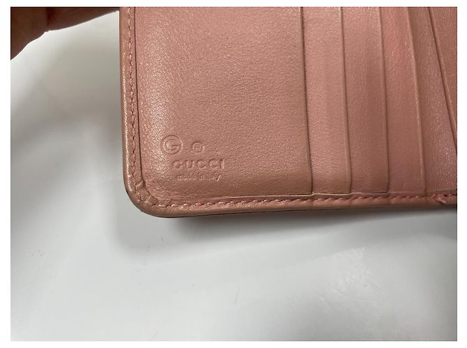 Gucci Microguccissima Cartera con Cierre Perimetral en Piel Rosa - vue 11