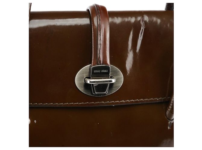Miu Miu Borsa a mano in pelle verniciata marrone - vista 6