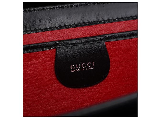 Gucci Schwarze Ledertasche G Square - Ansicht 14