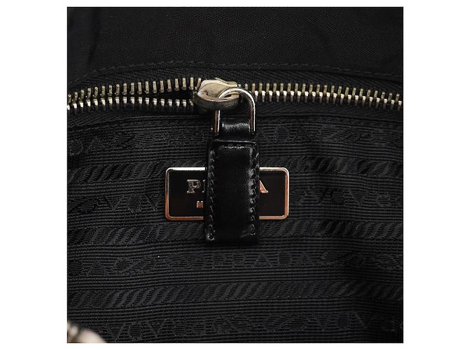 Prada Borsa Tote in Nylon Tessuto Nero - vista 11