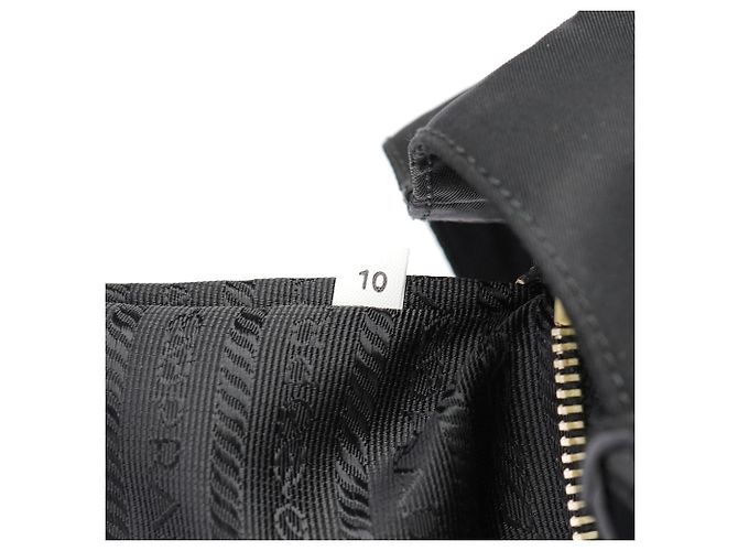 Prada Borsa Tote in Nylon Tessuto Nero - vista 12