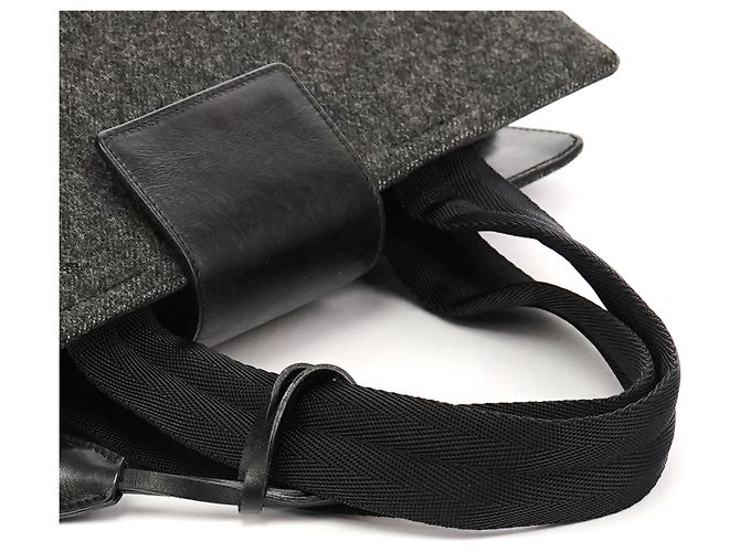 Prada Borsa Tote Padlock in lana e pelle grigio e nero Fall 1999 - vista 10