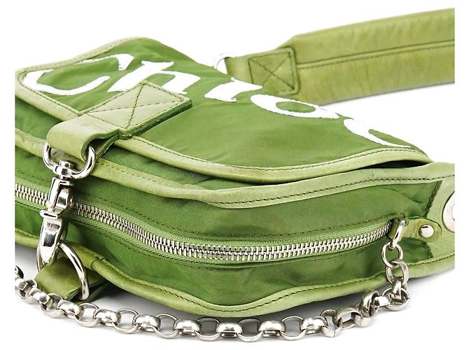 Chloé Grüne Nylon-Schultertasche mit Logo-Klappe - Ansicht 11