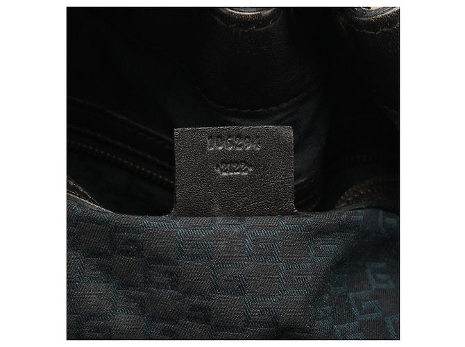 Gucci 106294 Borsa a secchiello in camoscio beige con manico in legno - vista 13