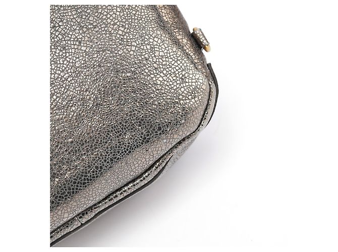 Yves Saint Laurent Borsa a tracolla Muse in pelle craquelé metallizzata - vista 17