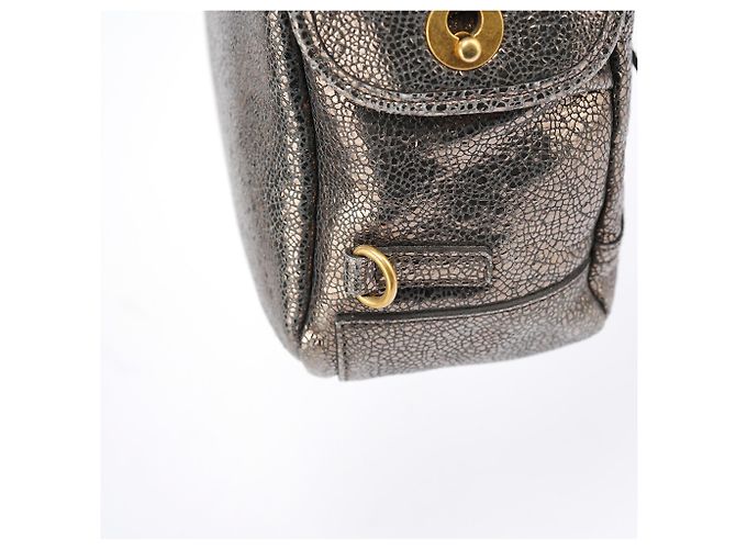 Yves Saint Laurent Borsa a tracolla Muse in pelle craquelé metallizzata - vista 9