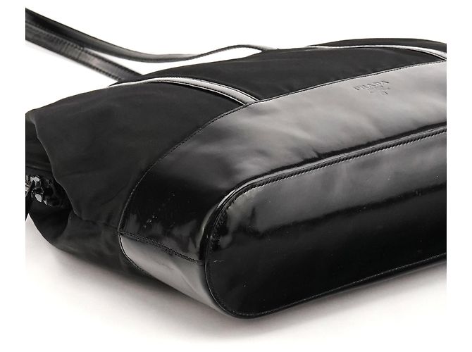 Prada Borsa Tote in Tessuto Spazzolato nera - vista 8