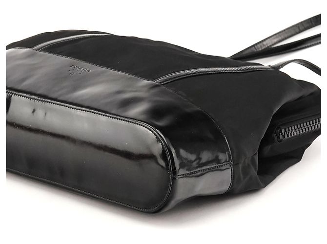 Prada Borsa Tote in Tessuto Spazzolato nera - vista 9