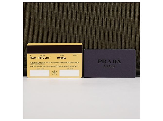 Prada Borsa Tote City B9386 in rete di nylon verde oliva - vista 10