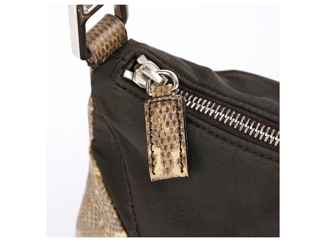 Prada Borsa hobo in finta pitone verde e gialla - vista 8