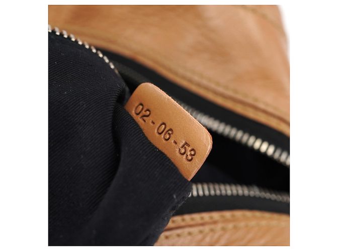 Chloé Borsa Tote Betty in pelle di vitello beige - vista 18