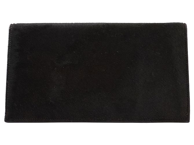 Gucci Clutch in pelliccia nera con placca dorata - vista 2