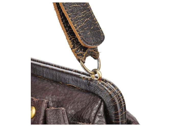 Miu Miu Borsa a spalla clutch in pelle craquelé marrone - vista 9