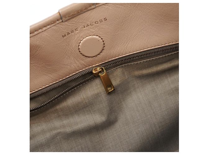 Marc Jacobs Borsa Tote Irina con borchie in pelle beige - vista 11