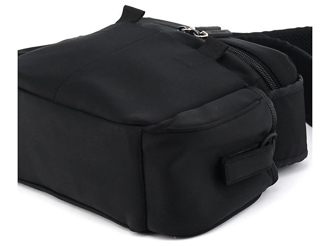 Miu Miu Borsa a tracolla tattica in nylon nero - vista 12