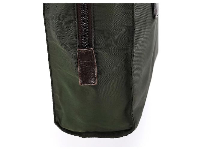 Prada Borsa Tote 1995 Green Tessuto Nappa Nylon - vista 10
