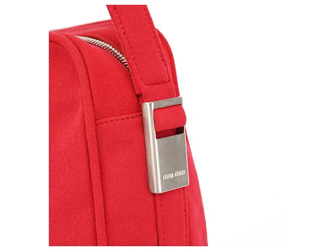 Miu Miu Vintage rote Nylon-Schultertasche - Ansicht 6