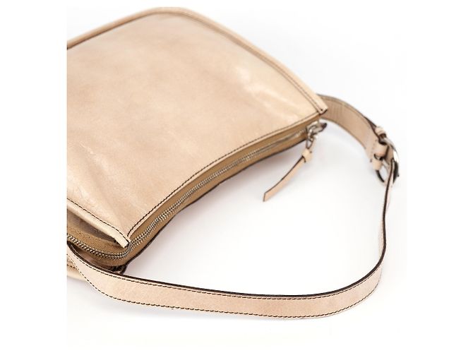 Miu Miu Borsa a tracolla hobo in pelle di agnello beige - vista 11
