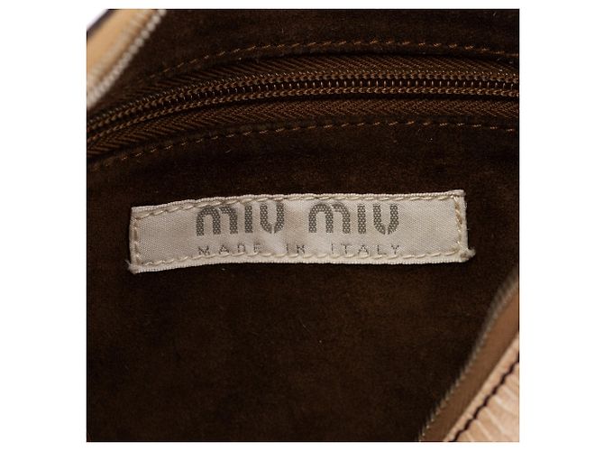 Miu Miu Borsa a tracolla hobo in pelle di agnello beige - vista 14