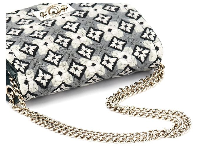 Chloé Graue Schultertasche aus Wollstrick mit Kette - Ansicht 10