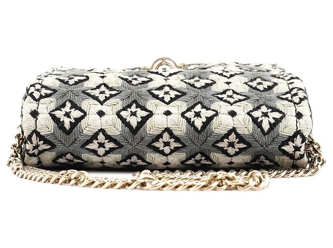 Chloé Graue Schultertasche aus Wollstrick mit Kette - Ansicht 4