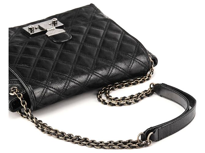 Marc Jacobs  mala de ombro em pele acolchoada preta com corrente - vista 9