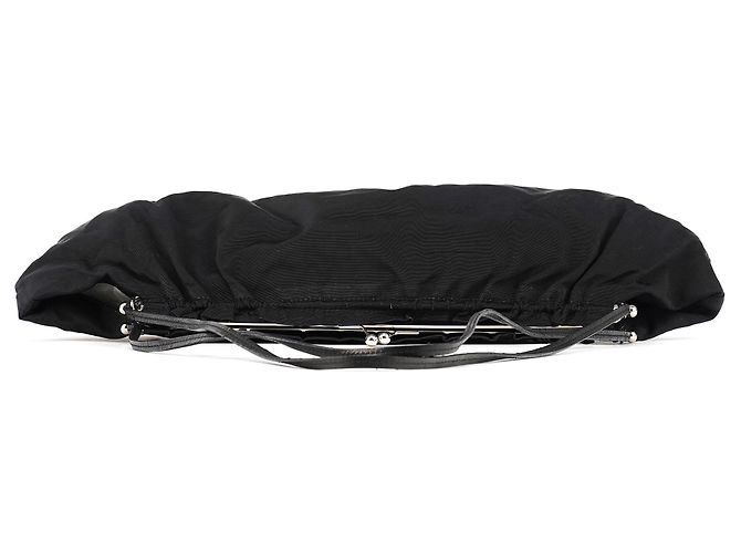 Miu Miu Borsa a spalla pochette in nylon nero - vista 4