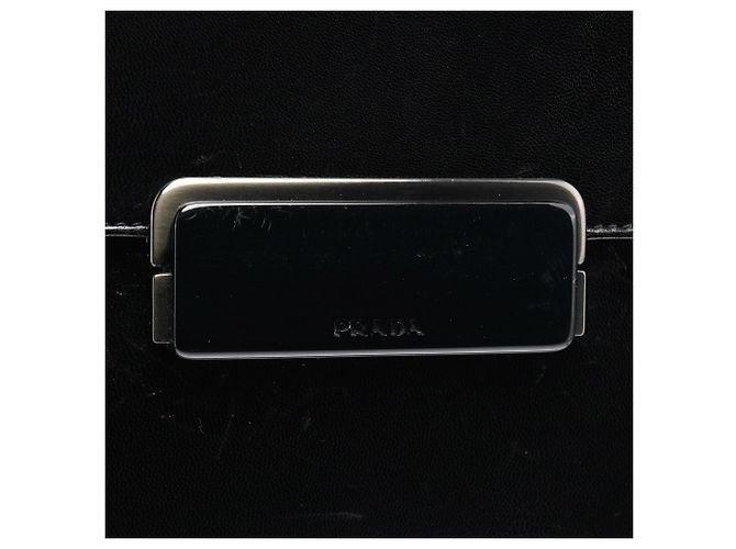 Prada  mala de mão com alça superior e fivela em Vitello preto - vista 6