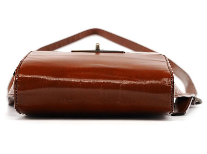 Miu Miu Borsa a tracolla in pelle marrone con patta - vista 4