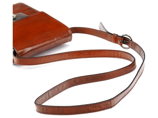 Miu Miu Borsa a tracolla in pelle marrone con patta - vista 9