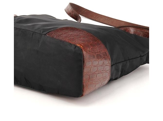 Prada Borsa Tote in Nylon Nero e Marrone Effetto Coccodrillo - vista 8