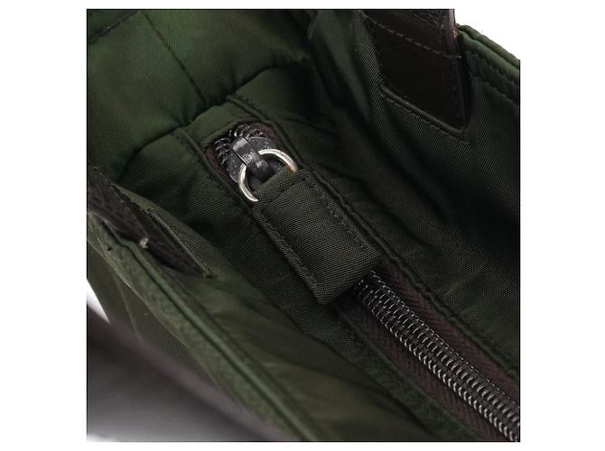 Prada Borsa Tote in Tessuto Spazzolato Military Green - vista 10