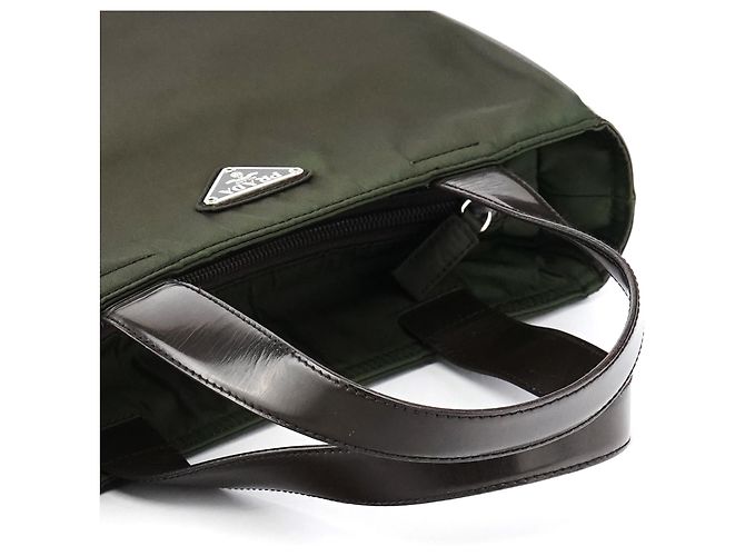 Prada Borsa Tote in Tessuto Spazzolato Military Green - vista 9
