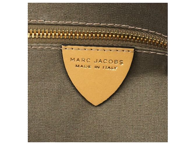 Marc Jacobs Borsa 2-Way Bowery in pelle martellata beige - vista 13