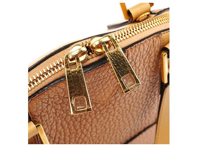 Marc Jacobs Borsa 2-Way Bowery in pelle martellata beige - vista 7