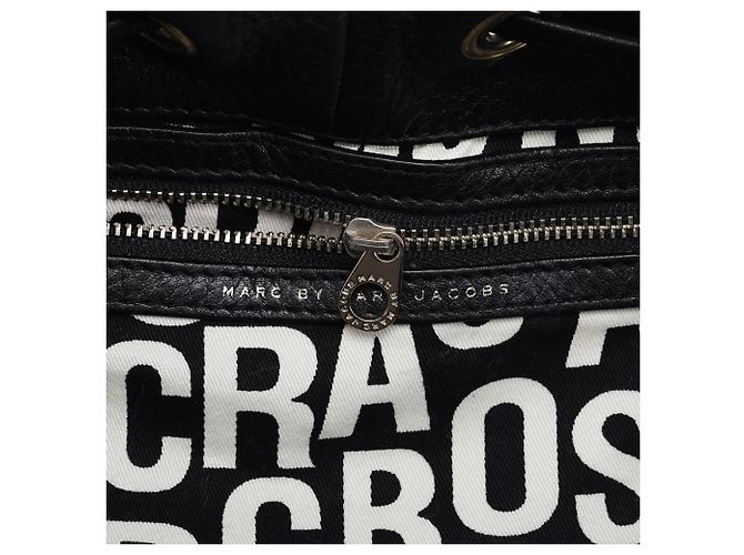 Marc by Marc Jacobs Borsa Tote Classica Q in pelle nera con coulisse - vista 10