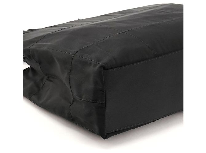 Prada Borsa Tote in Nylon Tessuto Imbottito Nero 1998 - vista 6