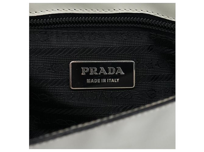 Prada Borsa a tracolla Spring 2000 White Black Vitello Drive - vista 11