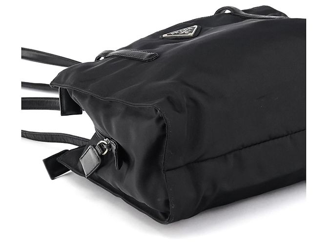 Prada Borsa Tote in nylon Tessuto Nappa nera - vista 9