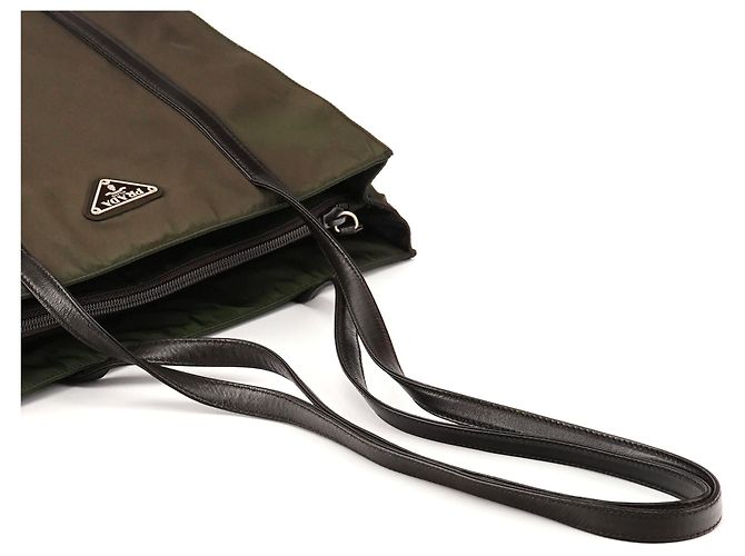 Prada Borsa Tote 1995 Green Tessuto Nappa Nylon - vista 8