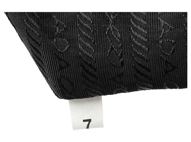 Prada Borsa Tote in pelle Spazzolato embossed nera - vista 14