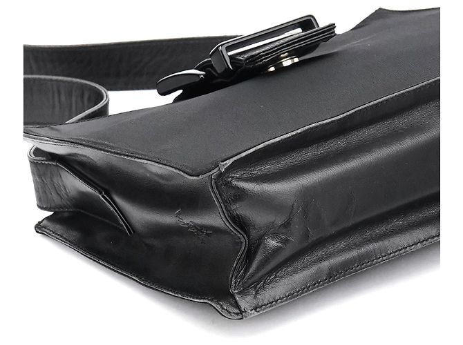 Prada Borsa a spalla con fibbia in Tessuto Nappa nero - vista 8