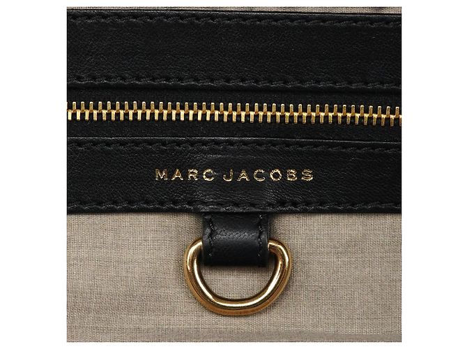 Marc Jacobs mala Tote de Couro Acolchoado Preta com Laço - vista 12