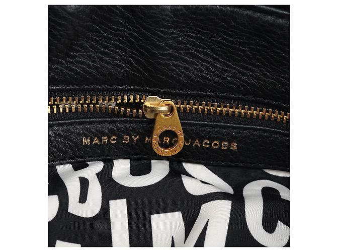 Marc by Marc Jacobs Borsa a tracolla Hobo Classic Q in pelle nera - vista 12