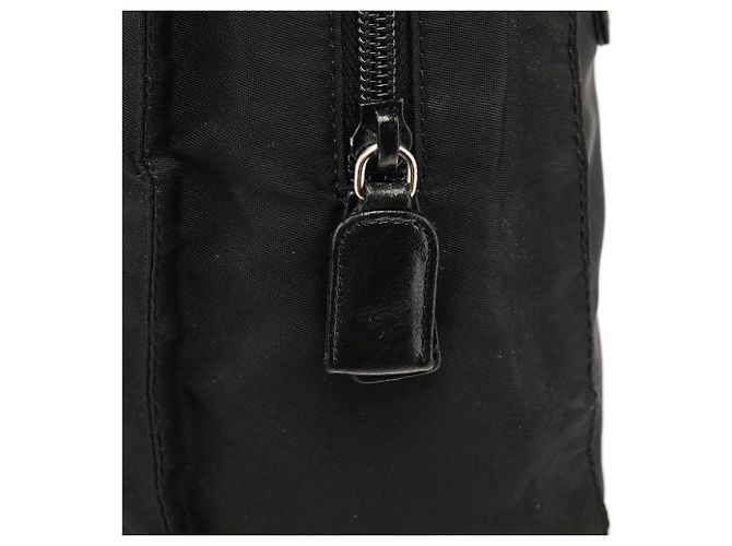 Prada Borsa Tote 1995 in Nylon Tessuto Nappa Nero - vista 7