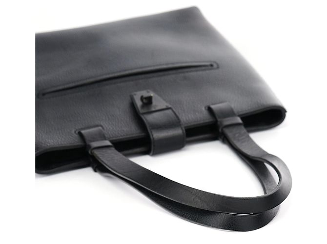 Gucci Borsa Tote 2002 in pelle nera con chiusura a rotazione - vista 9