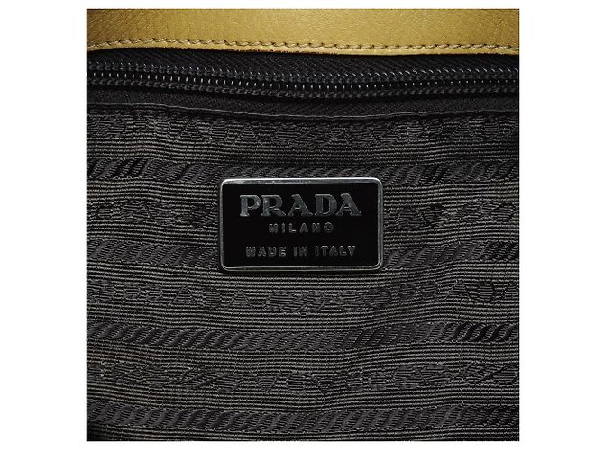 Prada Borsa a tracolla in pelle Vitello giallo pallido Primavera 1999 - vista 11