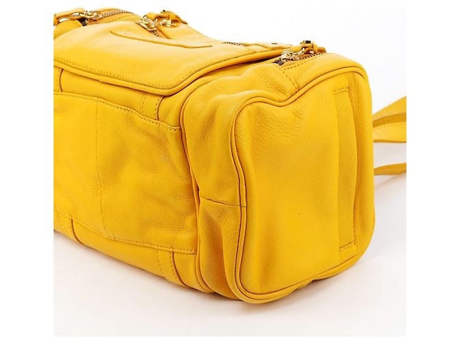Marc by Marc Jacobs Borsa Boston in pelle gialla - vista 9