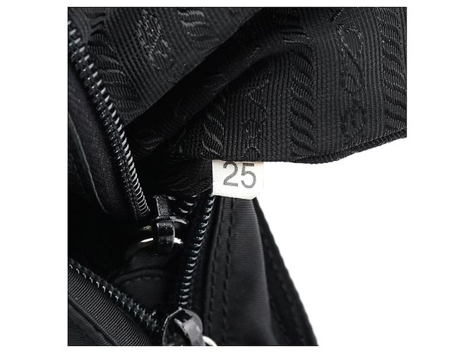Prada Borsa a spalla a catena Swing Nylon Tessuto Nera 1996 - vista 16